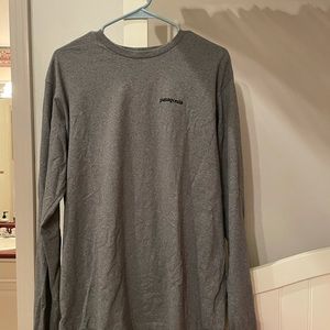 Patagonia long sleeve shirt, gray, gently used!